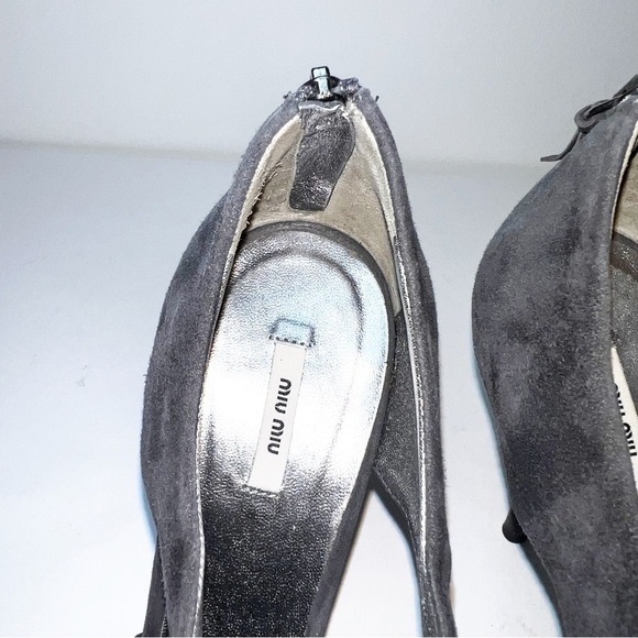 Miu Miu Gray Suede Heels - Picture 5 of 9